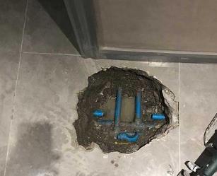 振安阳台漏水维修公司分享下暖气管道漏水的原因有哪些